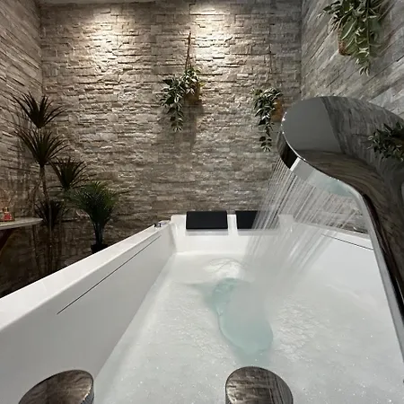 Pentagone 1 Prive Appartement