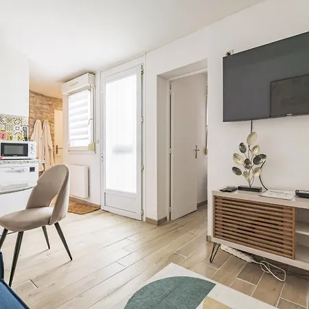 Lägenhet Pentagone 1 Prive *