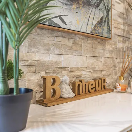 Pentagone 1 Prive Lägenhet *