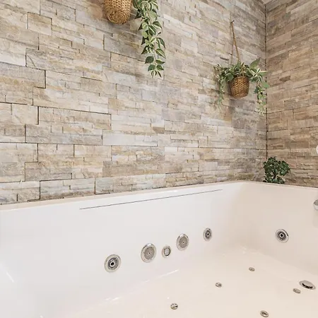 Pentagone 1 Prive Lägenhet *